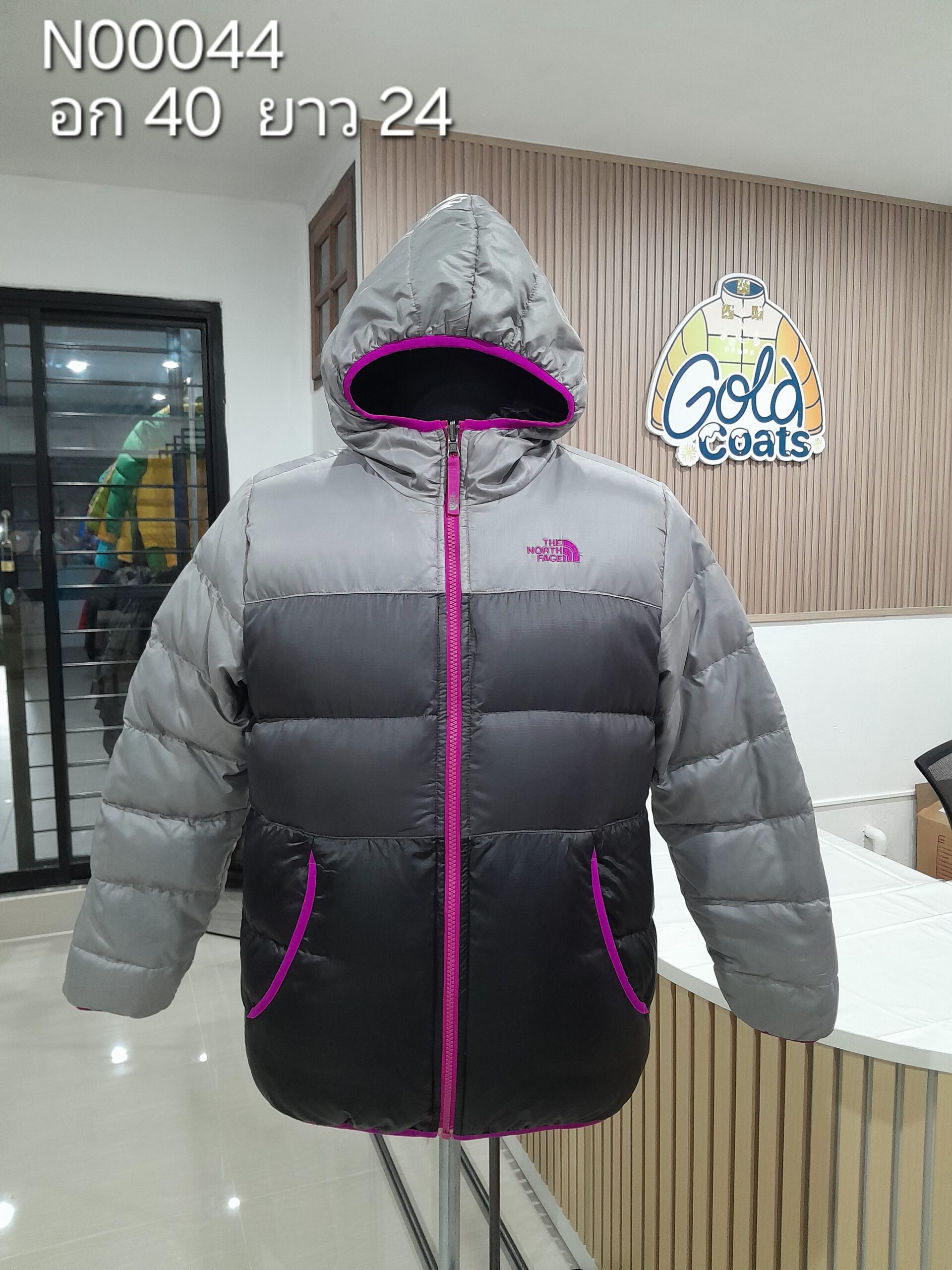 N00044 The North face